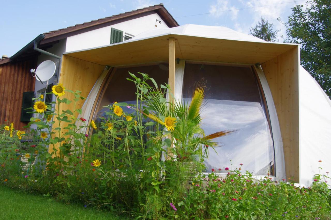 Rose-Marie'S Paradies Aesch (Basel-Landschaft) Exterior foto